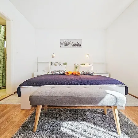Paz By Interhome